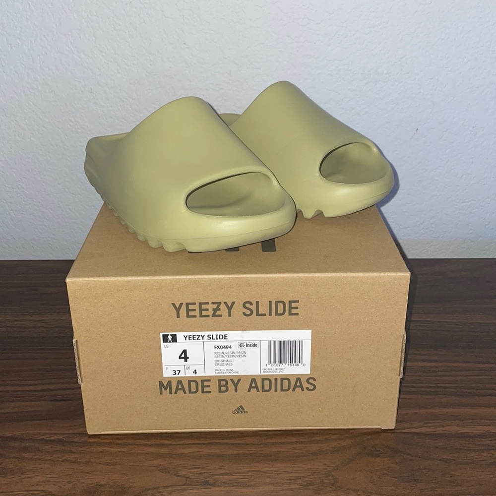 adidas YEEZY slides
